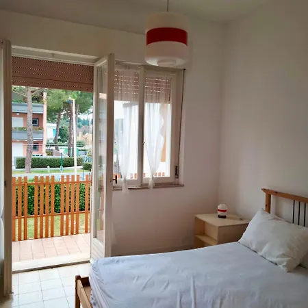 M335 Marcelli, Ampio Bilocale Fronte Mare Con Balcone Daire *