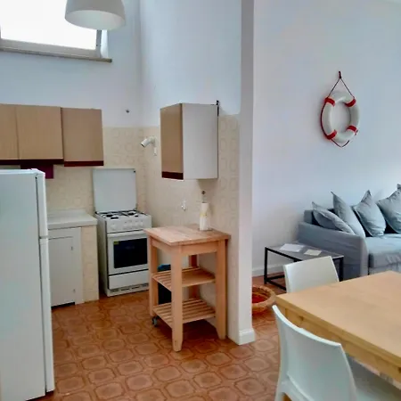 Appartement M335 Marcelli, Ampio Bilocale Fronte Mare Con Balcone Marcelli
